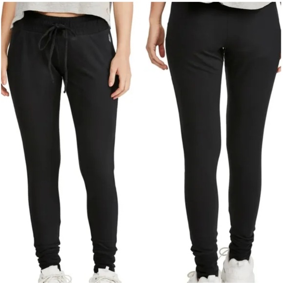 Free People Movement Sunny Wash Black Skinny Jogger NWT - Picture 2 of 3